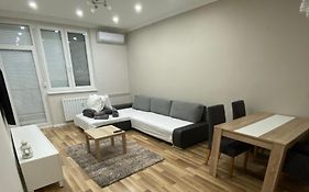 M3 Zuglo Apartment